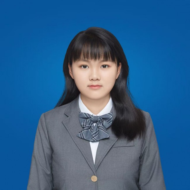 汪静怡.jpg